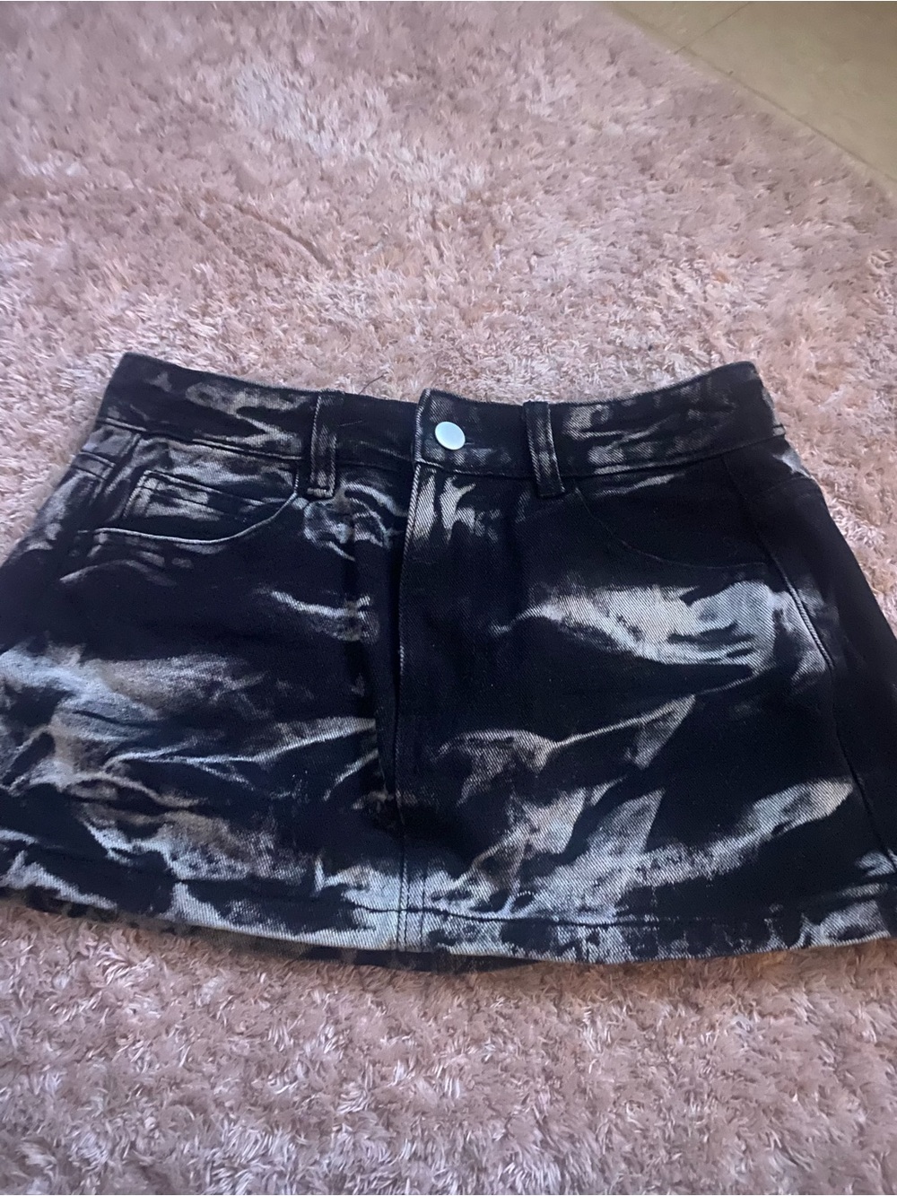 Black Tie-Dye Denim Mini Skirt